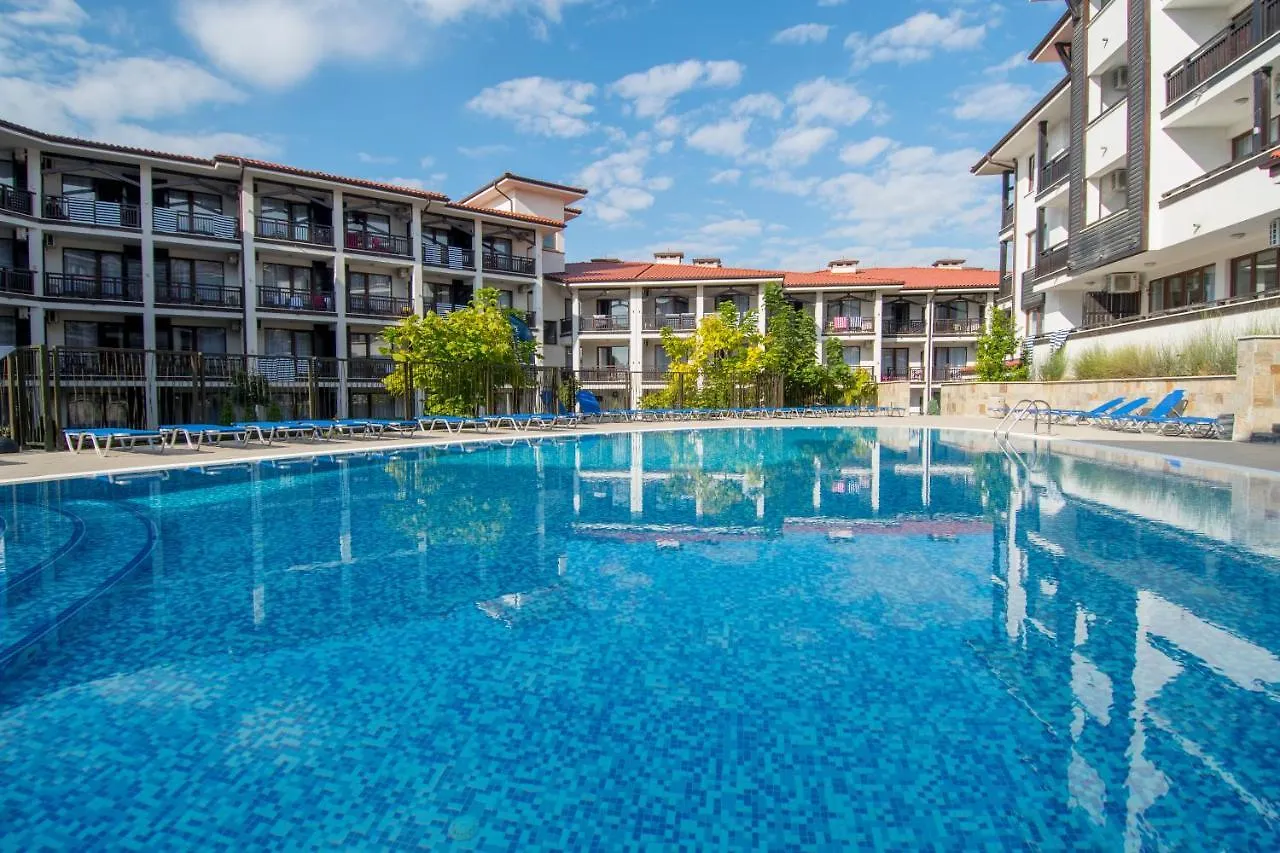 Nevis Resort & Aqua Park Sunny Beach 4*,